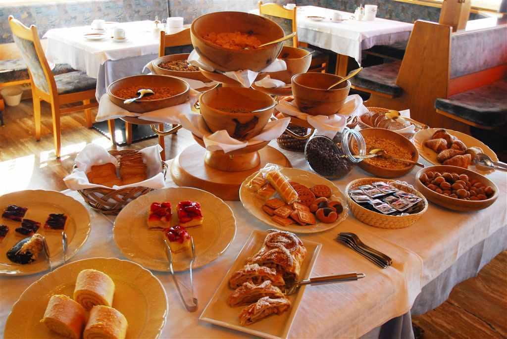 Sant'Andrea in Monte Panoramahotel Post מראה חיצוני תמונה